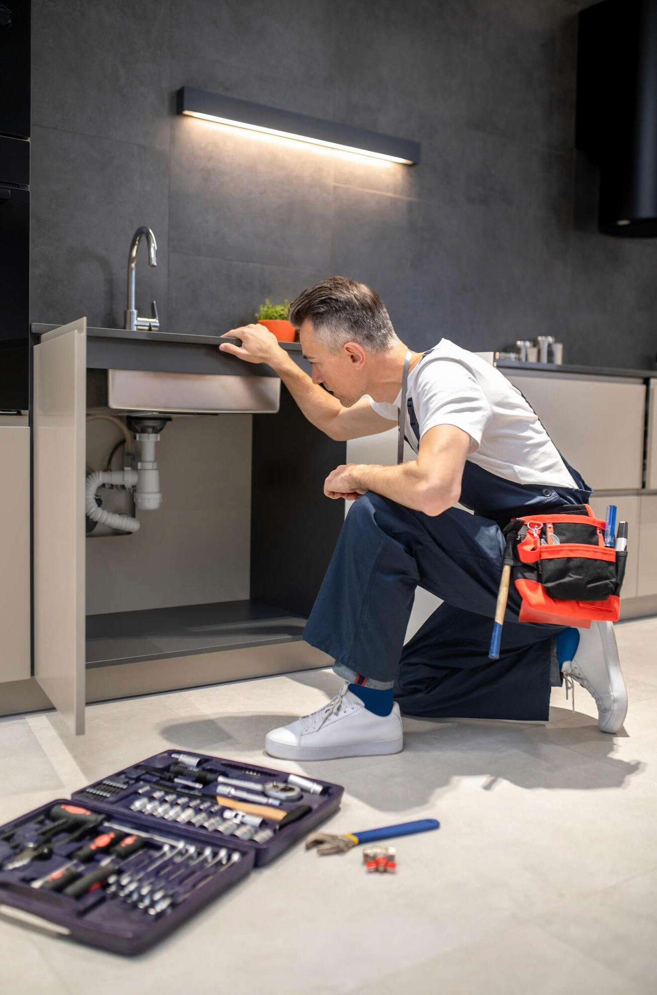 Reasonable Rooter St. Catharines Niagara Plumbing and Drain Cleaning Best priced emergency plumber and drain cleaning serving St. Catharines, Niagara Falls, Port Colborne, Thorold, Welland, Fort Erie, Lincoln, Niagara-on-the-Lake, Pelham.